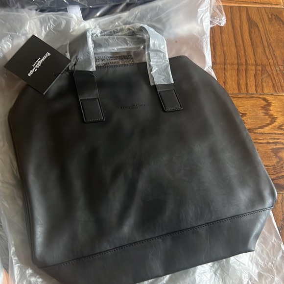 Ermenegildo Zegna parfums purse travel gym sport bag